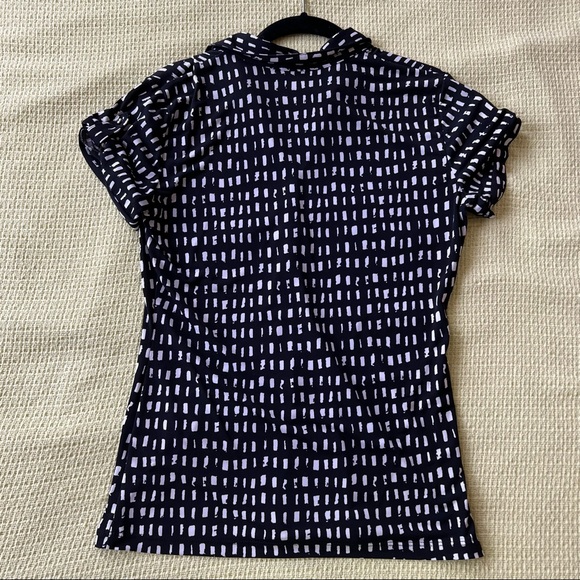 Black and white polo shirt - Picture 2 of 3